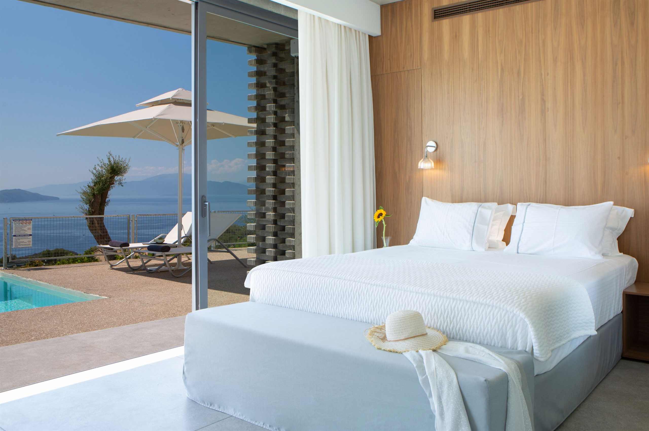 lekfas-lefkada-villa-rent-enoikiasi-bungalow-room-suit-sivota-syvota-15