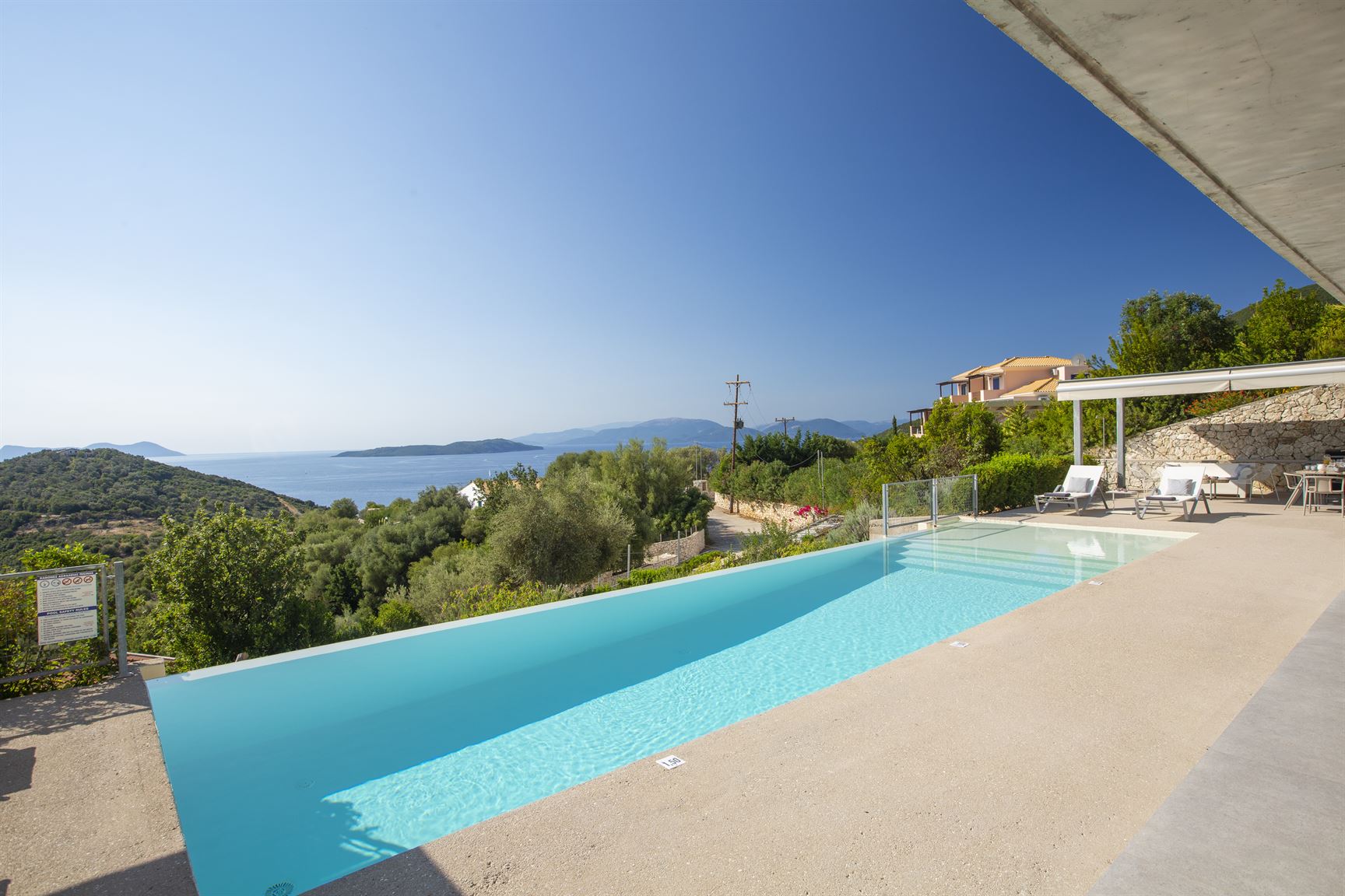 bluecaves-lefkada-posidonia-villa-rent-lefkada-syvota-greece-vacation-luxury-room-house-bungalow-pool-126